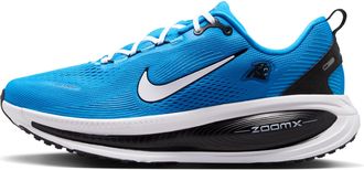 Nike Mens Vomero 18 (Carolina Panthers) NFL Road Running Shoes in Blue | IQ5882-400