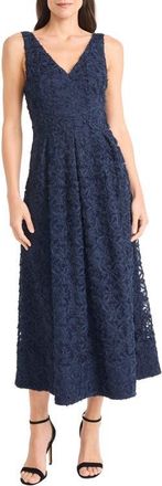 Maggy London Textured Floral Cocktail Midi Dress in Navy at Nordstrom, Size 10