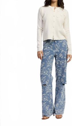 En Saison Floral Distressed Denim Pants In Blue Jean