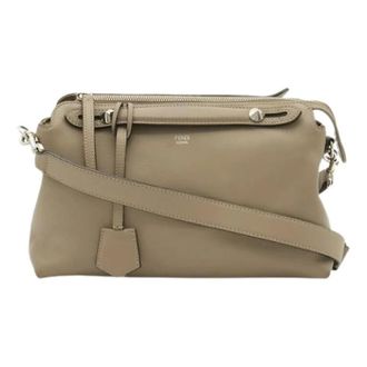 Fendi Pre-owned By The Way Leather 2way Bag - Dames - Pre-owned - Beige - Maat: ONE Size Leer