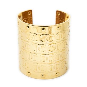 Chanel CC Wide Cuff Bracelet armband