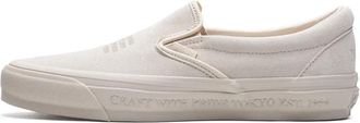 Vans OTW Classic Slip-On 98 - Dames - Sneakers - Beige - 37 EU - Su&egrave;de - Schoenen