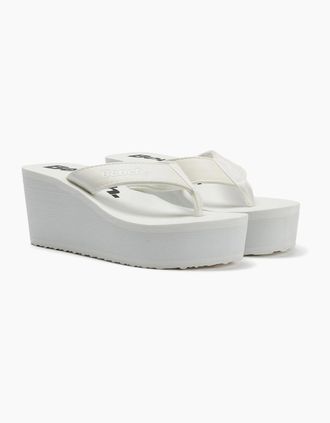 Bench Womens Bench Vacay Womens White Flip Flops - Size: 6