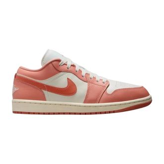 Nike Jordan Schoenen, Dames, Rood, 39 EU, Leer, 1 Low Sneakers