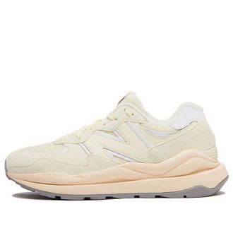 New Balance (WMNS) New Balance 57/40 Clear Yellow W5740CE