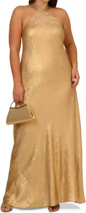 Adrianna Papell Halter Floor-Length Jacquard Formal Metallic Gown In Light Gold