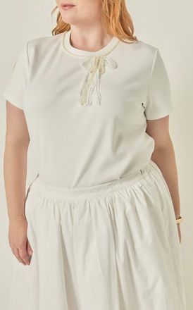 English Factory Pearly Bead Lace Bow Top in White at Nordstrom, Size 3X
