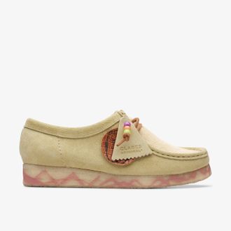 Clarks Wallabee Standard Fit