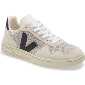 Veja V-10 Sneaker in Snow/Black at Nordstrom Rack, Size 36