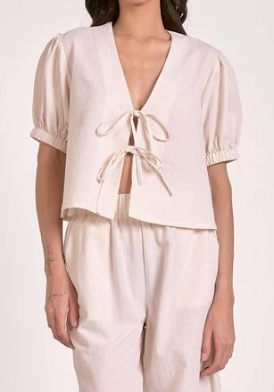 Elan Dolce Short Sleeve Top In Tan Seersucker