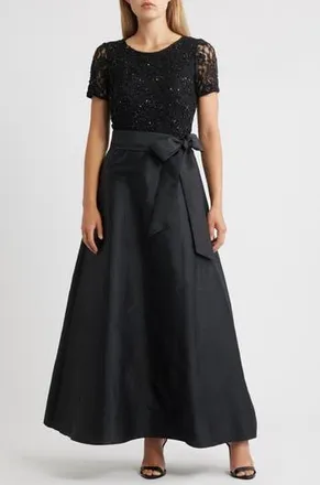 Pisarro Nights Lace & Taffeta Gown in Black at Nordstrom Rack, Size 16