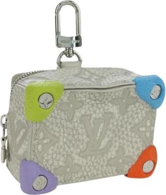 Louis Vuitton Pre-owned Mini Bags, female, Gray, Size: ONE SIZE Pre-owned Monogram Canvas Pouch