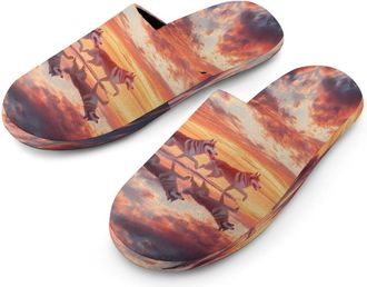 Generic Siberian Huskies Dogs Running Beach Mens Cozy Memory Foam Slippers Warm Cotton House Shoes Comfy Slipper for Indoor Outdoor