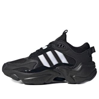 adidas (WMNS) adidas Magmur Runner Black White EE5141