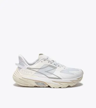 Diadora Womens Equipe Sestriere Xt Sneakers In White Silver