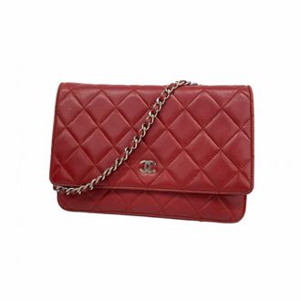 Chanel Red Color Leather Chain/Shoulder Wallet (Pre-Owned)