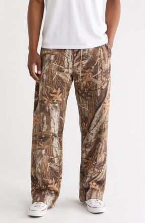 PacSun Washed Camo Extreme Baggy Fit Fleece Sweatpants in Camouflage at Nordstrom, Size X-Large