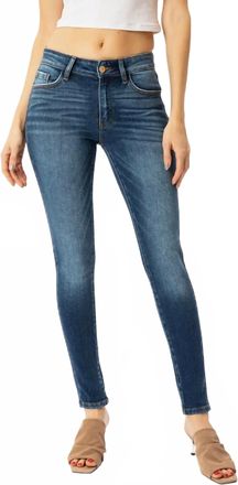 Kancan Premier Mid Rise Super Skinny Jeans In Medium Wash