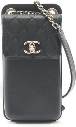Chanel Black Leather Phone Wallet (Pre-Owned)