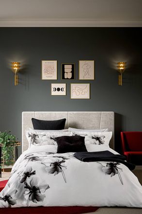 Ted Baker Amund Floral Cotton Sateen Duvet Cover Set in White | Size: King