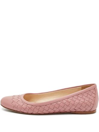 Bottega Veneta Intrecciato leather ballet flats - Pink