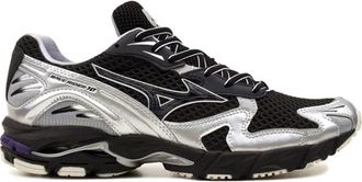 Mizuno Wave Rider 10 Millennium Low Sneakers - Heren - Hardloopschoenen - Zwart - 44 1/2 EU - Nylon - Fitness