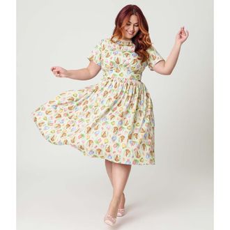 Unique Vintage Plus Size Smocked Back Swing Dress in Green W/bunny Print at Nordstrom, Size 5X