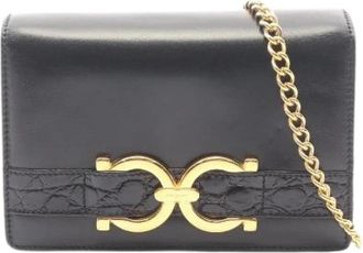 Ferragamo Pre-owned Gancini mini schoudertas van reli&euml;fleder - Dames - Vintage Schoudertas - Zwart - ONE Size - Leer - Vintage
