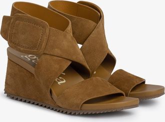 Pedro Garcia Brown suede wedge with ankle strap | Cande | Autumm - Winter 25 | PEDRO GARCIA