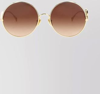Chloé round frame sunglasses featuring curved temples
