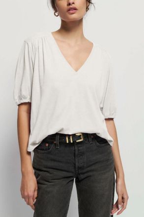 Nation Ltd Womens Edie Shirred Shoulder Top In Porcelain