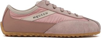 Alexander McQueen Suede Low-Top Sneakers - Dames - Sneakers - Roze - 40 EU - Leer - Schoenen