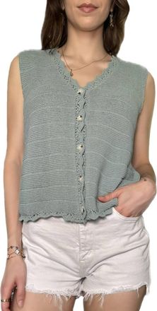 Wishlist Scalloped Button Up Sweater Vest In Sage