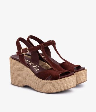 Pedro Garcia Wedge in brown leather| Doina | Spring Summer 26 | PEDRO GARCIA