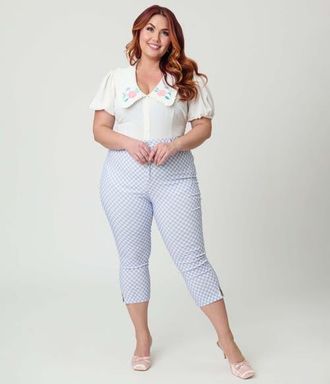 Unique Vintage Plus Size Short Sleeve Oversized Collar Blouse in White W/floral Embroidery at Nordstrom, Size 3X Short