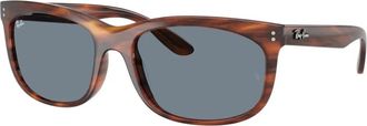 Ray-Ban Stijlvolle zonnebril met blauwe lenzen - unisex - Zonnebrillen - Bruin - 57 MM - Accessoires