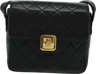 Chanel Black Leather Shoulder Bag (Pre-Owned)