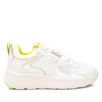 Xti Womens Casual Walking Sneakers In White