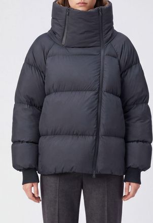 Ganni Piumino Future in nylon trapuntato con collo a imbuto e zip laterale