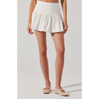 ASTR the Label Jenika Miniskirt in Off White at Nordstrom Rack, Size X-Small