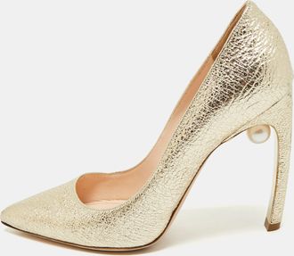 Nicholas Kirkwood Gold Texture Leather Pearl Embellished Pointed Toe Pumps