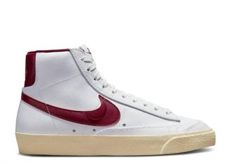 Nike Womens Blazer Mid 77 Sneakers In Summit White / Team Red / Muslin / Metallic Gold