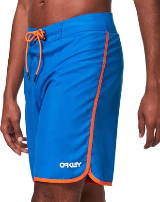 Oakley Mens Solid Crest 19 Boardshort Board Shorts, Ozone, 31