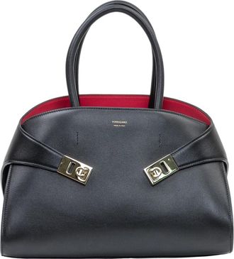 Ferragamo Hug Handtas met Handvat - Dames - Handtassen - Zwart - ONE Size - Leer - Tassen