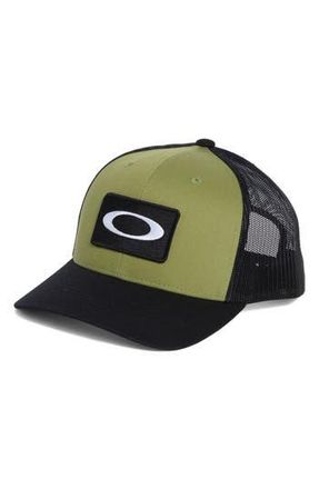 Oakley Original Patch Trucker Hat in Black/Fern at Nordstrom Rack