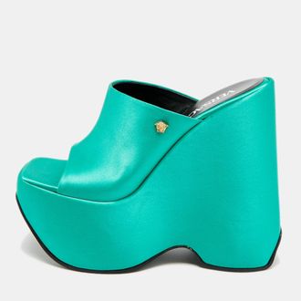 Versace Triplatform