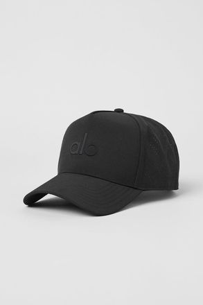 Alo | Performance District Trucker Hat in Black