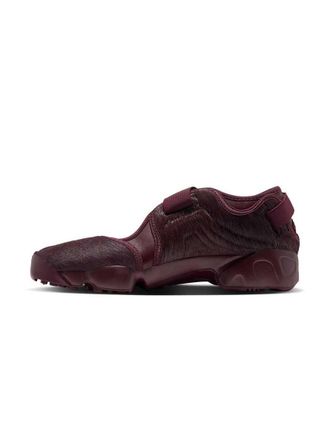 Nike Air Rift sneakers in pelo di pony bordeaux-Rosso