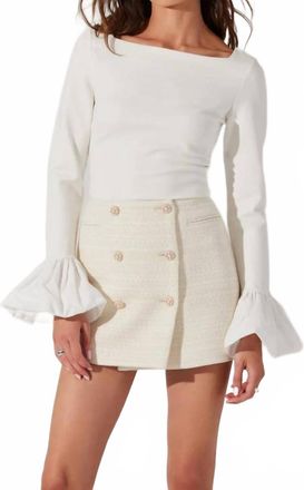 Astr Genessy Contrast Flounce Sleeve Top In White