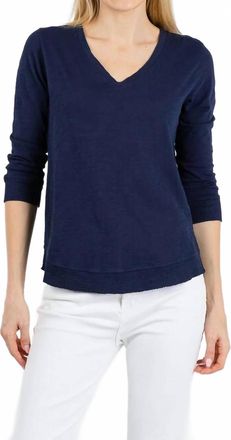 Elliott Lauren Silvie Rib Three-Quarter Sleeve V-Neck Tee In Navy